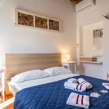 Tipica Cozy House + Parking! Apartment Florenţa Exterior foto